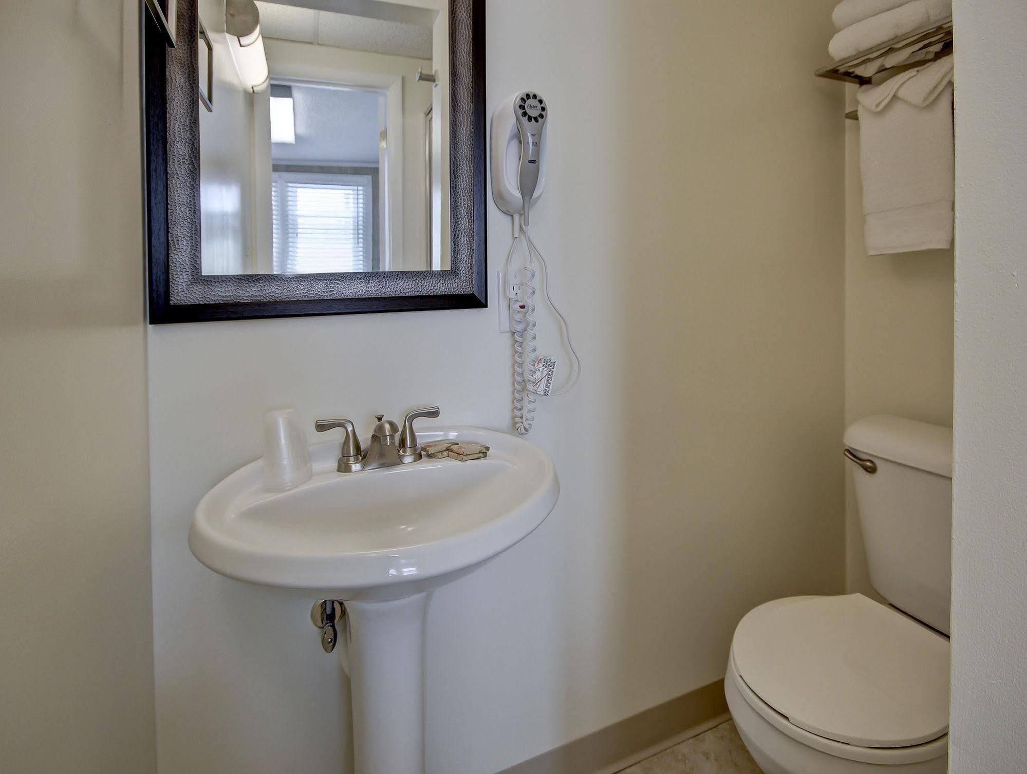 The Wellington Hotel & Suites Oceanblock Ocean City Ngoại thất bức ảnh