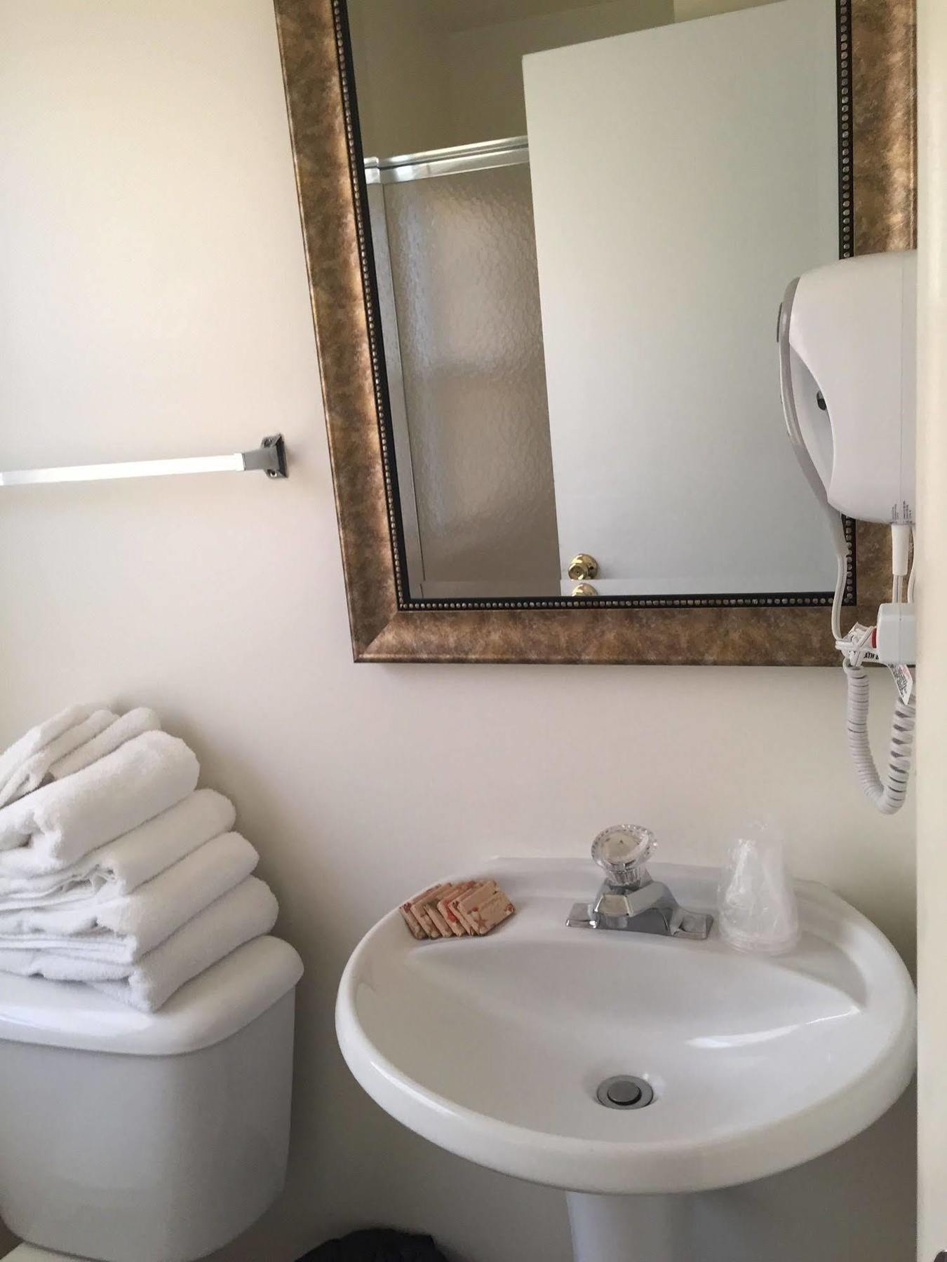 The Wellington Hotel & Suites Oceanblock Ocean City Ngoại thất bức ảnh